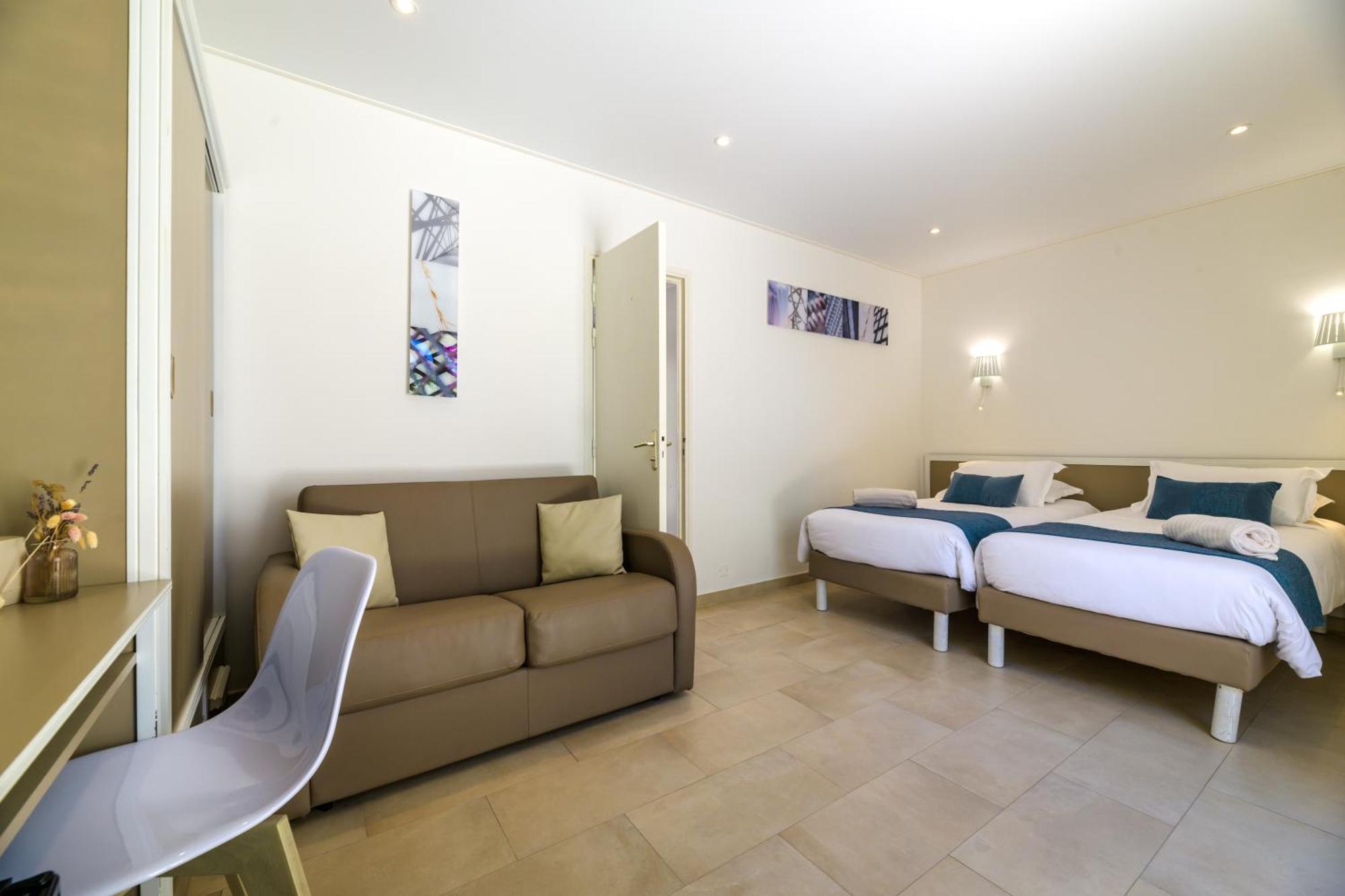 Hotel & Restaurant San Pellegrino Folelli ภายนอก รูปภาพ