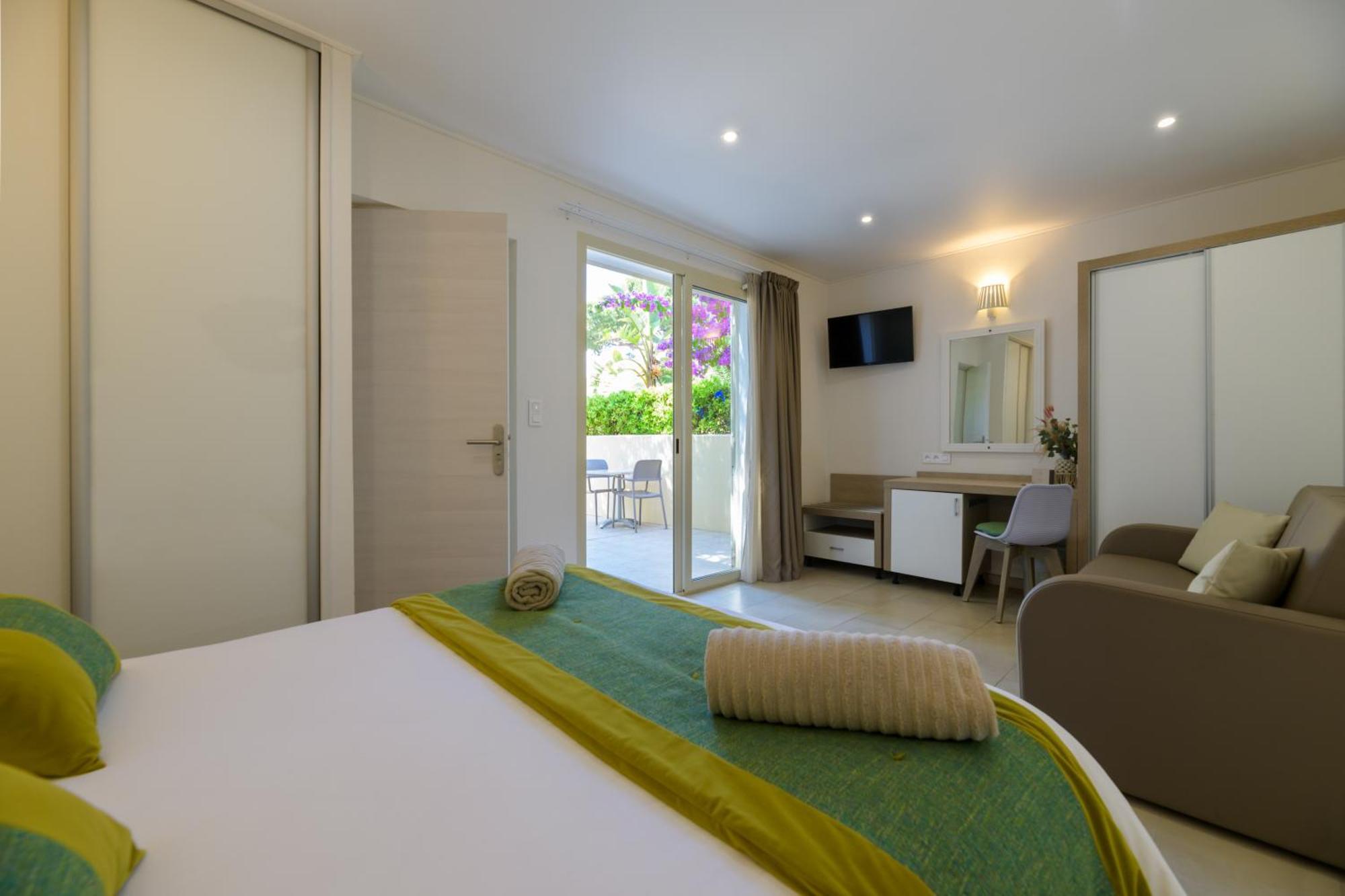 Hotel & Restaurant San Pellegrino Folelli ภายนอก รูปภาพ