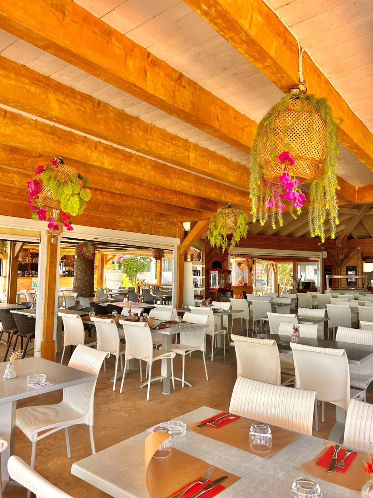 Hotel & Restaurant San Pellegrino Folelli ภายนอก รูปภาพ