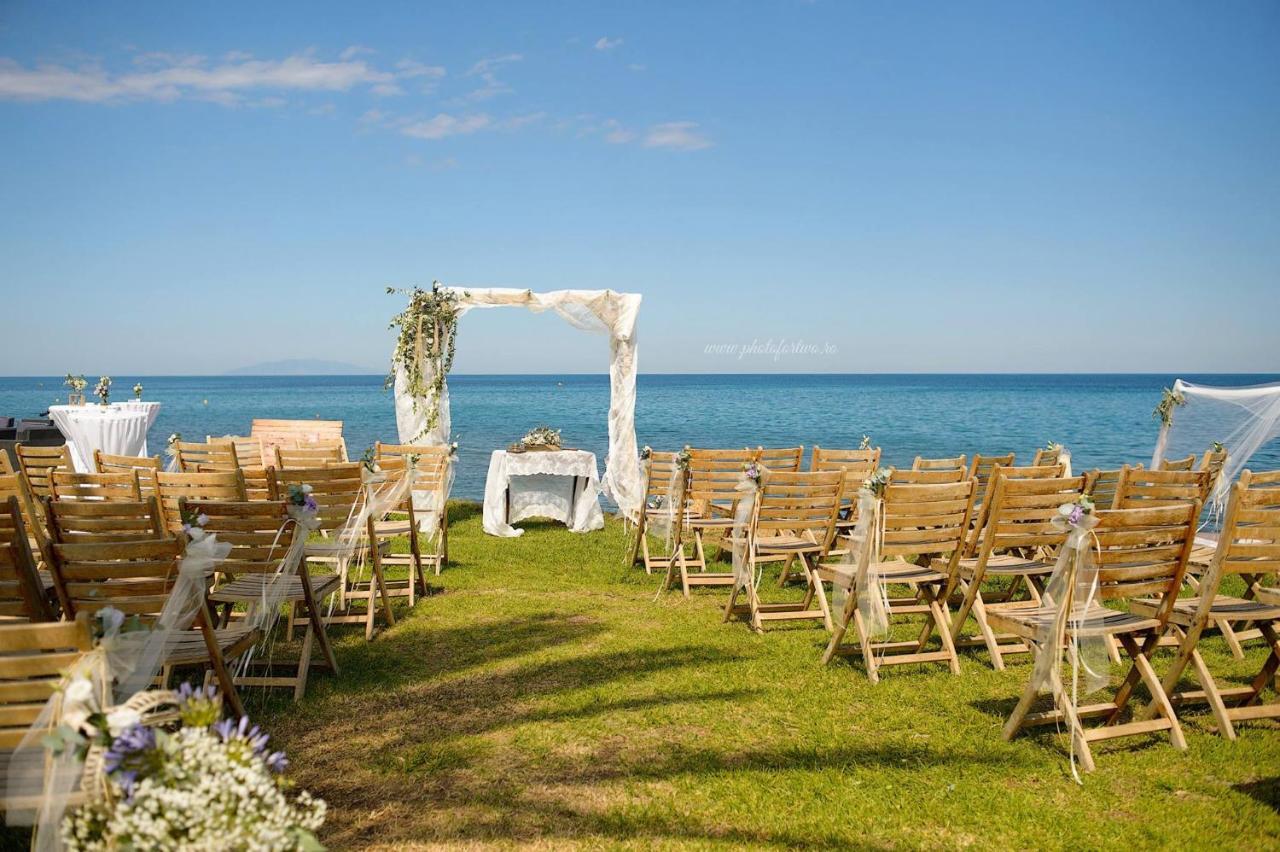 Hotel & Restaurant San Pellegrino Folelli ภายนอก รูปภาพ